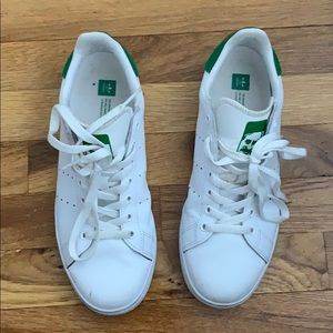 Best selling Adidas Stan Smith Sneakers